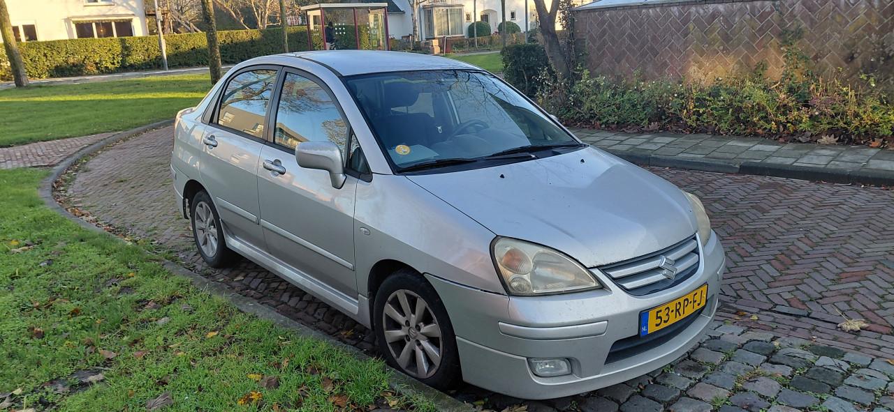 Suzuki Liana 1.6