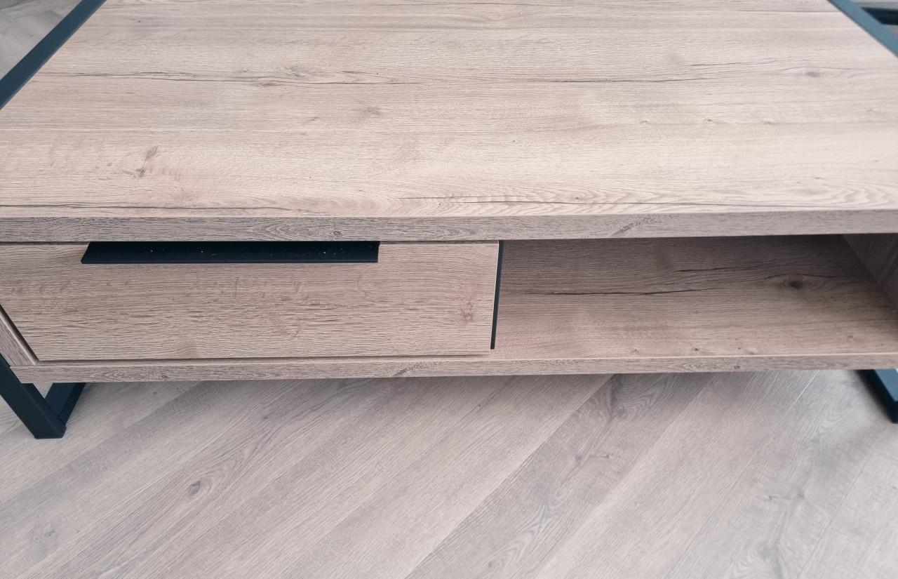 ✨ Stijlvolle Salontafel – Zo Goed Als Nieuw | Premium Center Table – As New