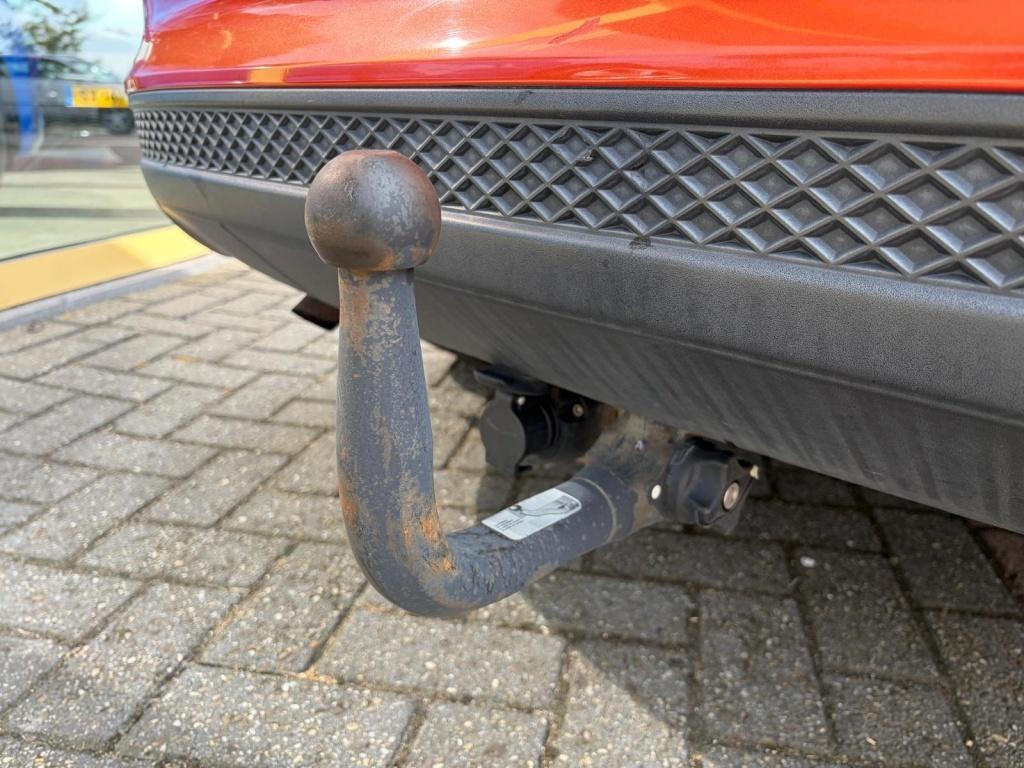 Ford Focus 1.6 ti-vct titanium