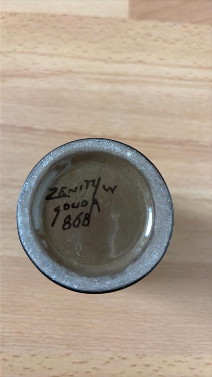 Antiek Gouds Plateel SouvenirVaasje Zenith Gouda (Model 868)