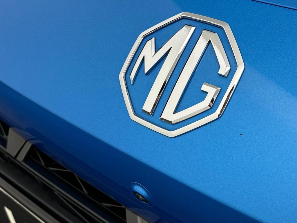 MG Mg3 1.5 hybrid+ luxury | luxury | leder bekleding | 360 camera | stoel e