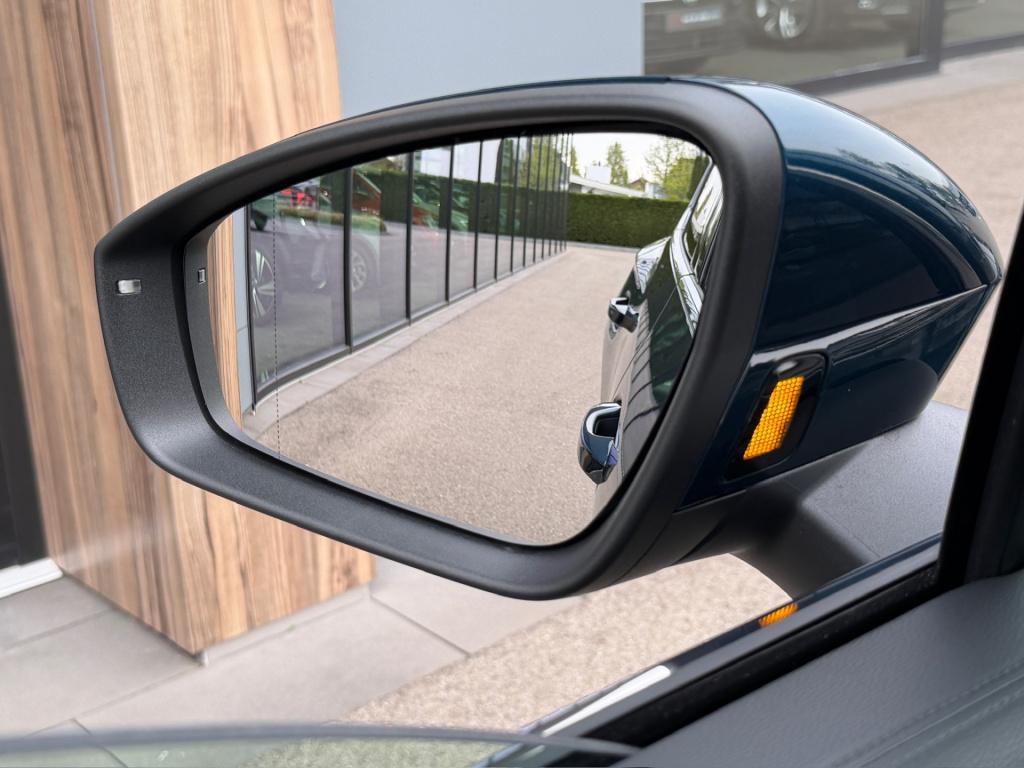 Volkswagen Tiguan 1.5 ehybrid elegance 204pk | trekhaak | 360 camera | dode