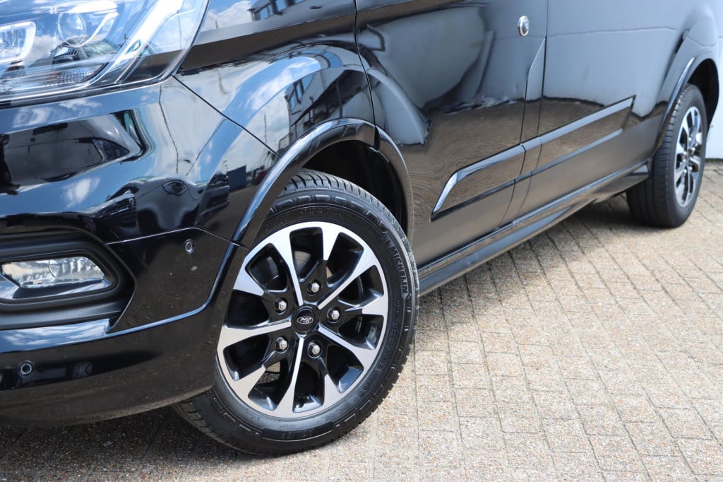 Ford Transit Custom 320 2.0 tdci l2h1 sport 185pk automaat l trekhaak