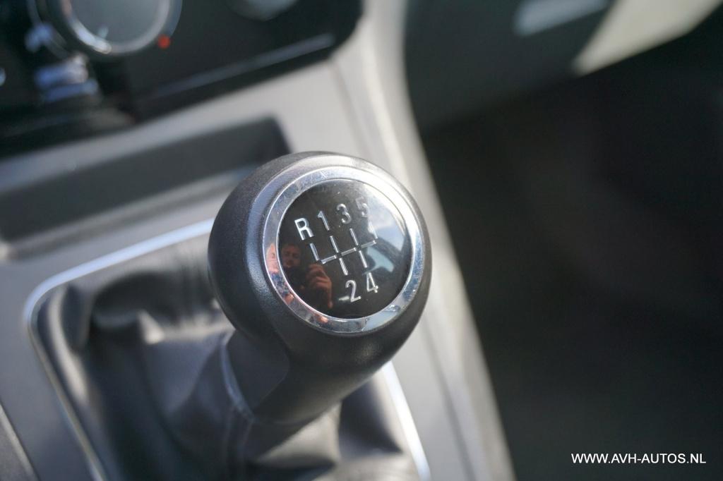 Opel Zafira 1.8 111 years edition, 7 - persoons!