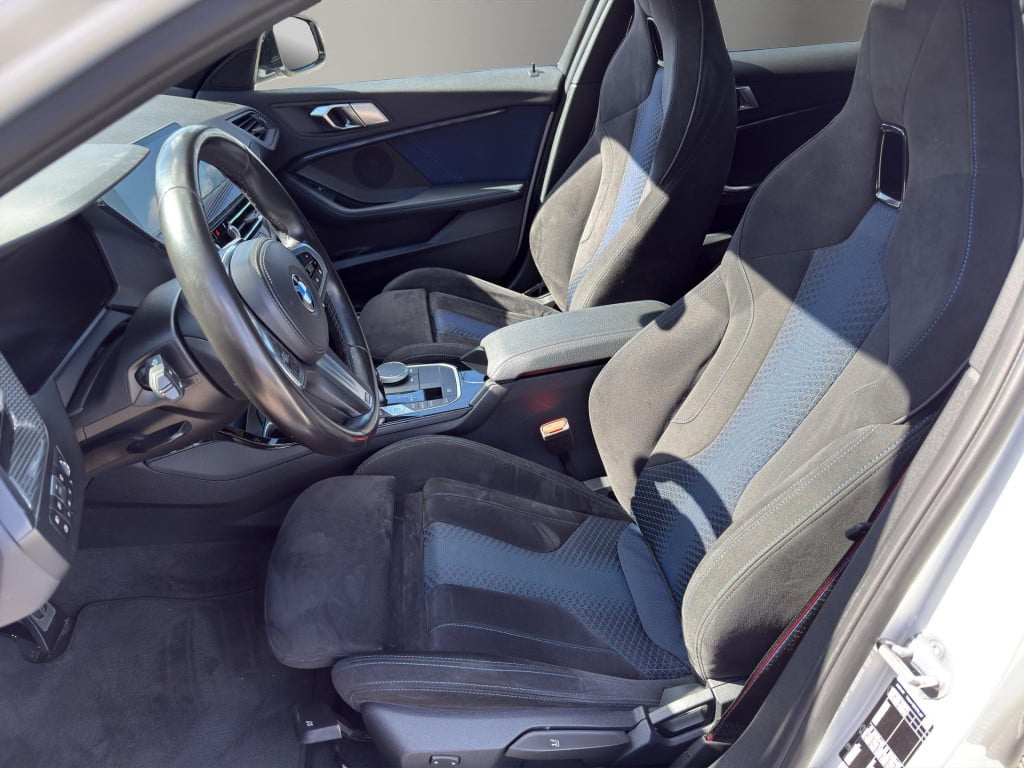 BMW 1 Serie 118i m-sport executive edition | panoramdak | alcantara | verw 