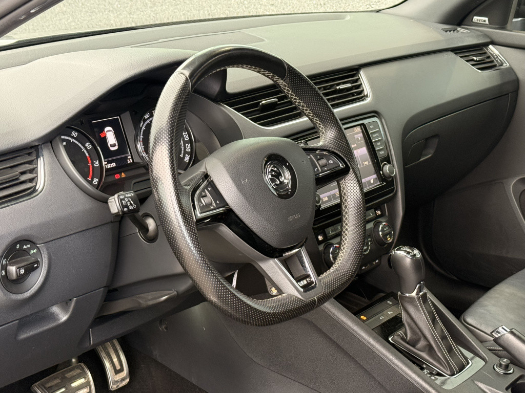 Skoda Octavia 2.0 tsi rs 230 pk | standkachel | leder | canton audio | navi