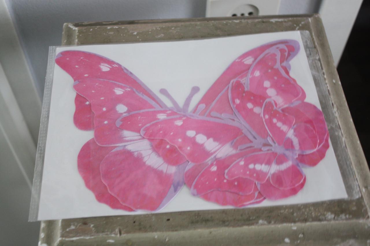 Papieren vlinders voor decoraties voor op cados