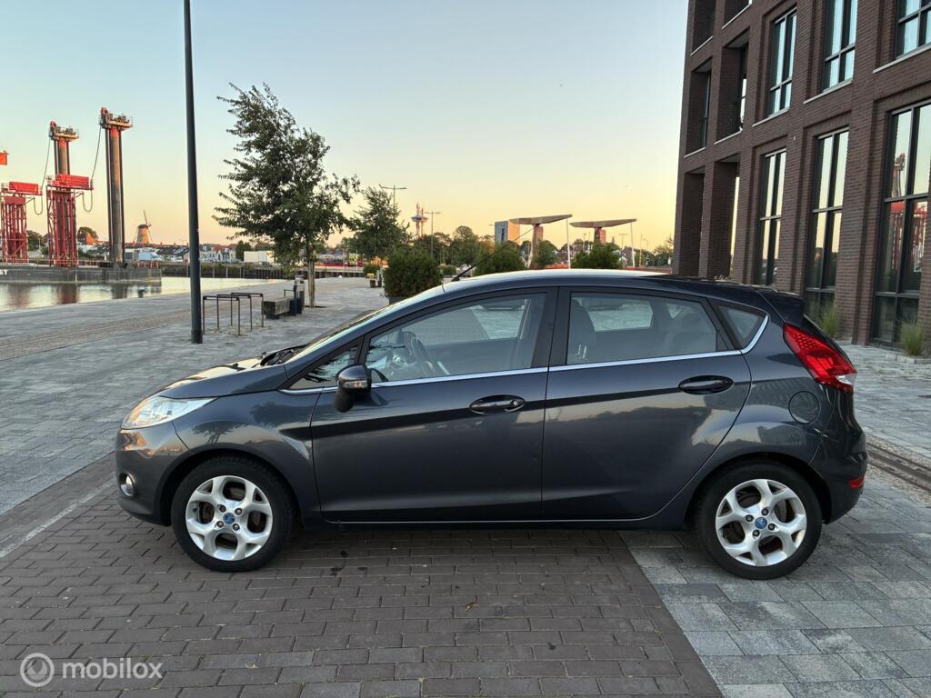 Ford Fiesta 1.25 Titanium km204.176 Nap 5Deurs BJ2010