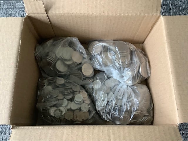 Nederland , 4 kilo nikkelen munten.