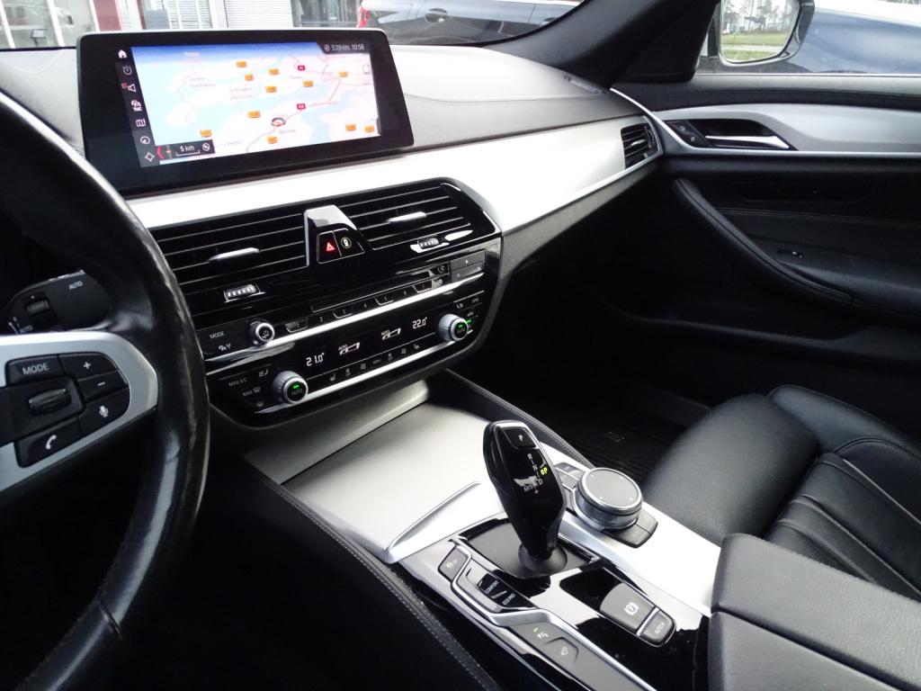 BMW 5 Serie 520i high executive