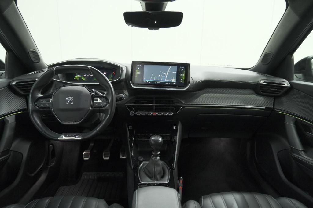Peugeot 2008 puretech 130 gt pack | leer-pakket | dodehoekdetectie | camera