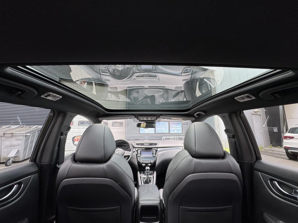 Nissan Qashqai 1.2 tekna + | trekhaak | panoramadak | nappa leder | bose au