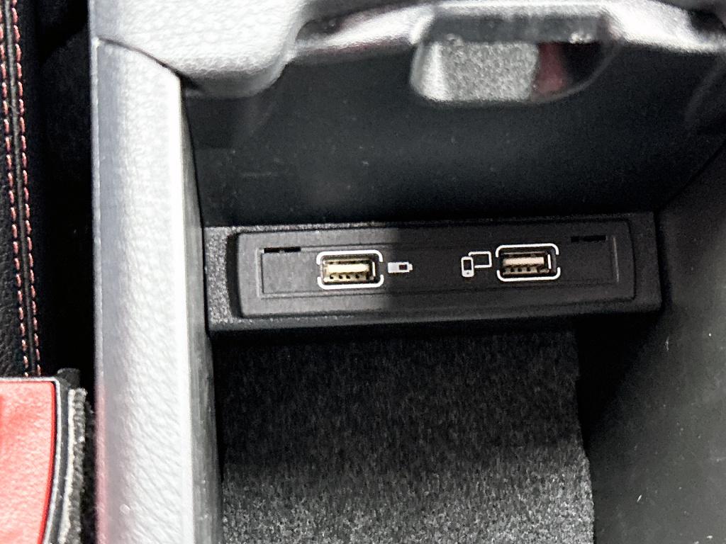 Mercedes-Benz Gla-klasse 180 business solution amg | achteruitrijcamera | t