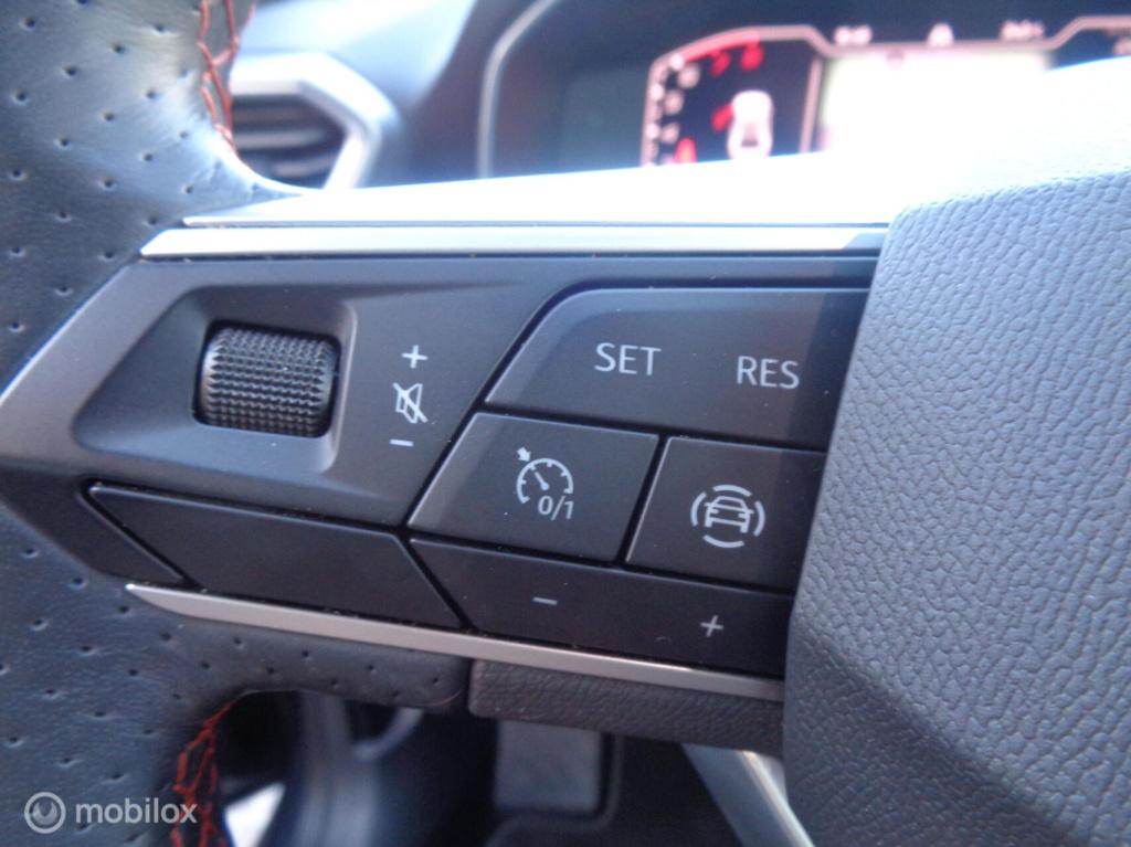 Seat Leon 1.0 tsi fr 81kw airco/lm velgen/full led/dig dash/sfeer pak/navig