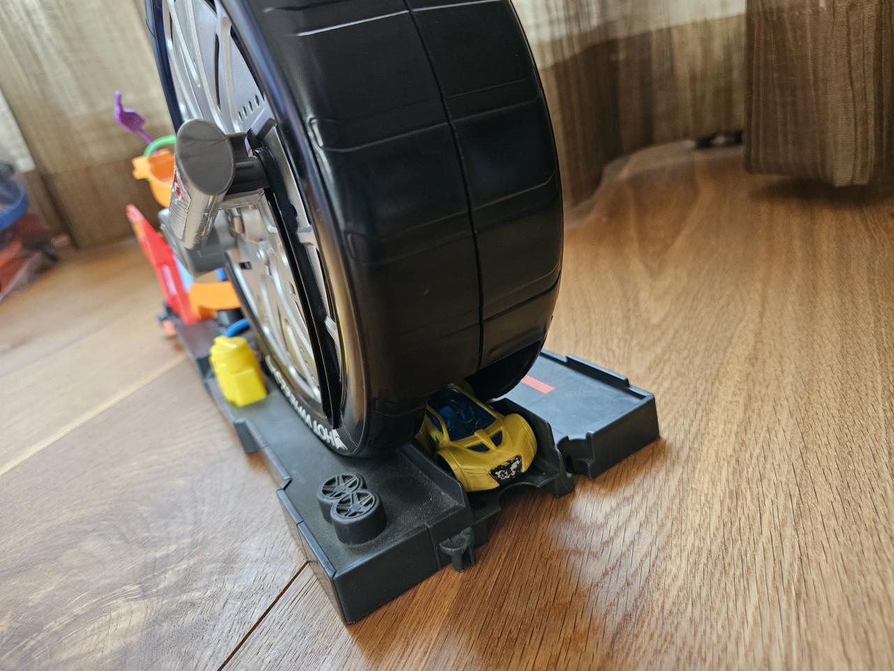 Hot Wheels bandenshop z.g.a.n.