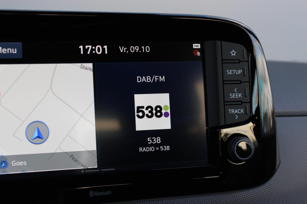Hyundai I 10 1.0 comfort smart *demo-deal* | navigatie | camera | apple car