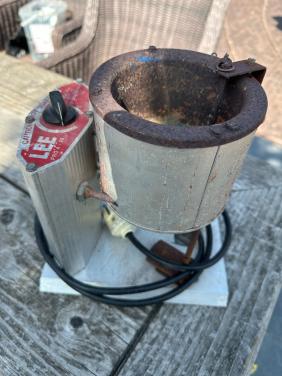 Loodsmeltpot/oven