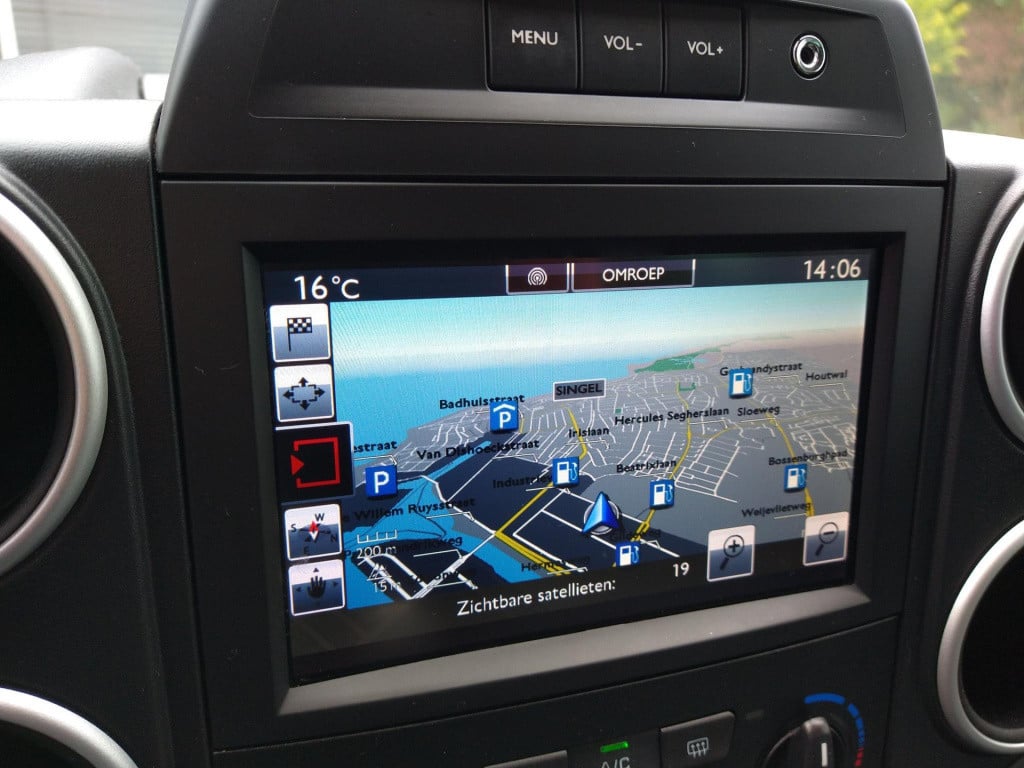 Citroen Berlingo multispace feel 110 nav/cam/park/trekhaak
