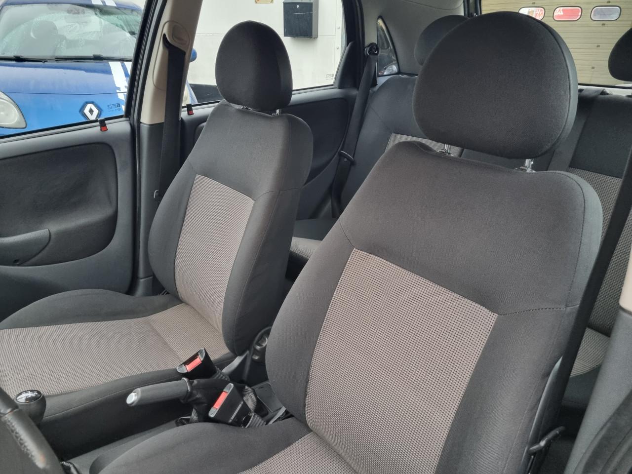 Opel Corsa 1.4-16V Maxx