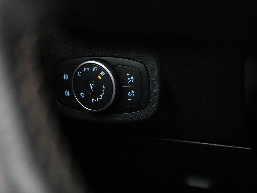 Ford Fiesta 1.5 ecoboost st-3 panoramadak | winterpack | b&o soundsystem | 