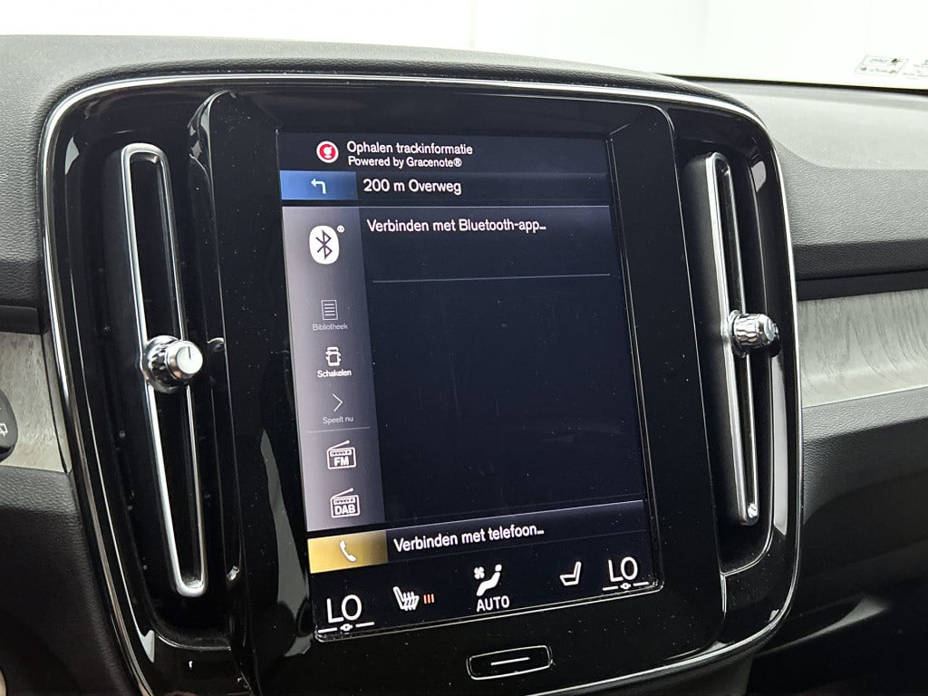 Volvo XC40 1.5 t4 recharge inscription key less | stoelverwarming |