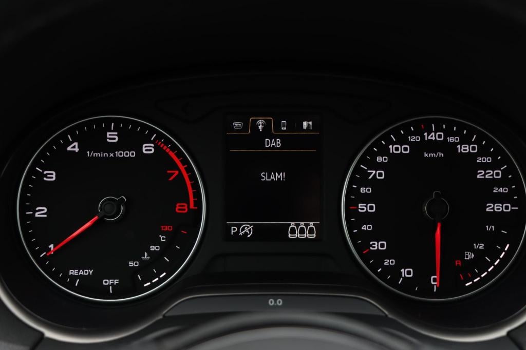 Audi Q2 35 tfsi advanced edition 150pk s-tronic zwart optiek
