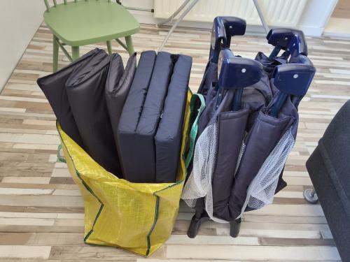 Te koop stevig campingbedje