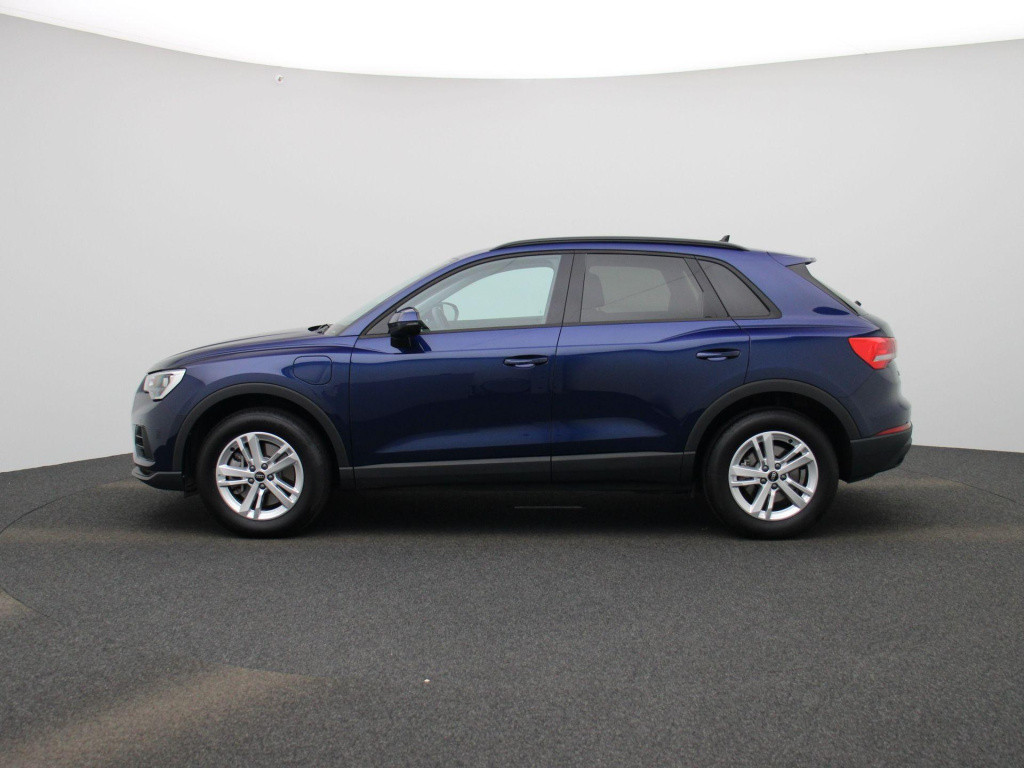 Audi Q3 45 tfsi e business edition | automaat | trekhaak!| lage km stand | 