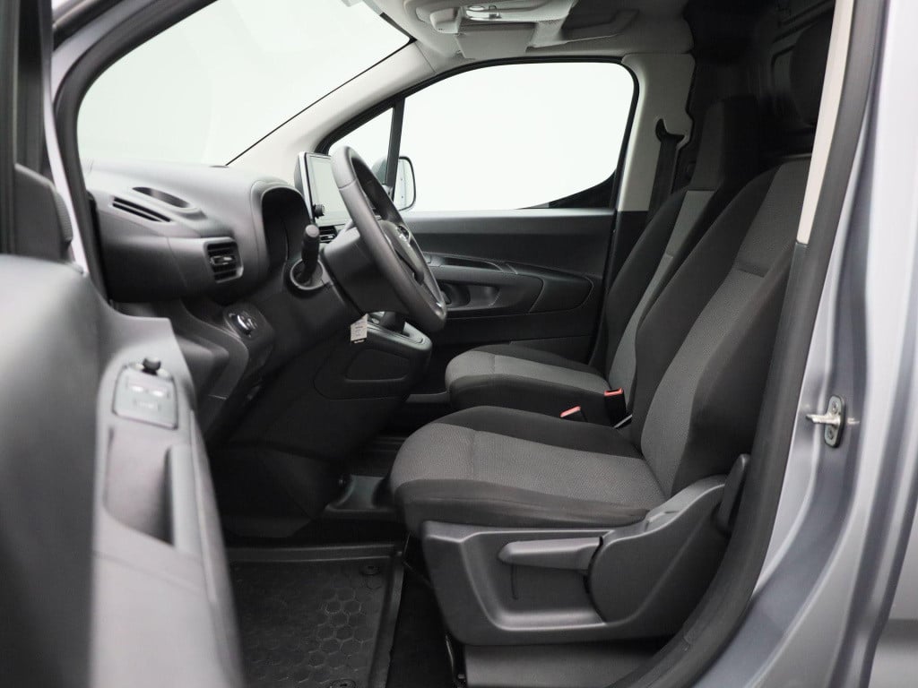 Opel Combo 1.5d l1h1 edition | navigatie | apple carplay/android auto | par