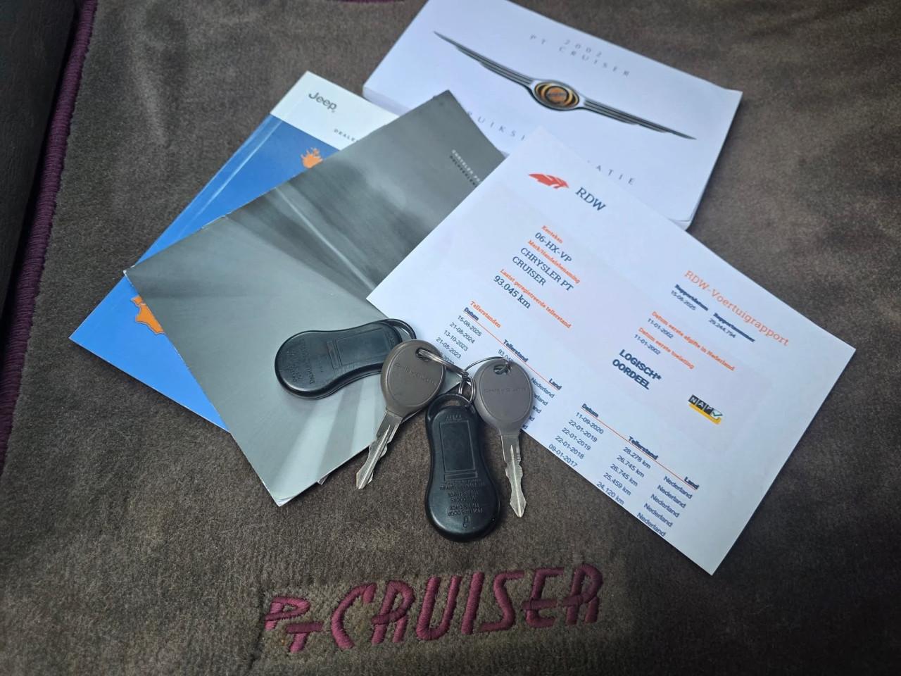 Auto Garant Biedt Aan: Chrysler PT Cruiser 2.0i limited edition