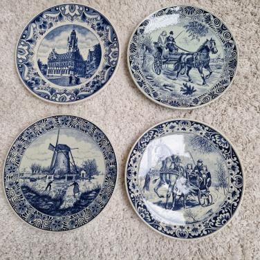 Te koop 4 delfsblauw borden