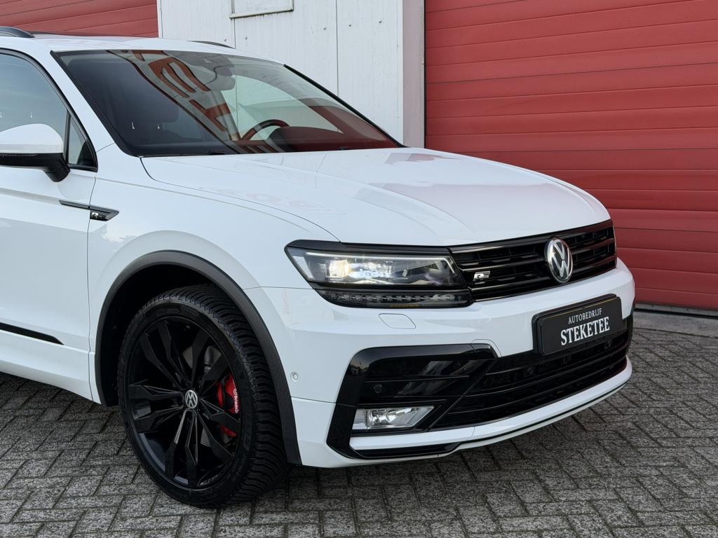 Volkswagen Tiguan 2.0 tsi 4motion highline | pano | acc | carplay | rijklaa