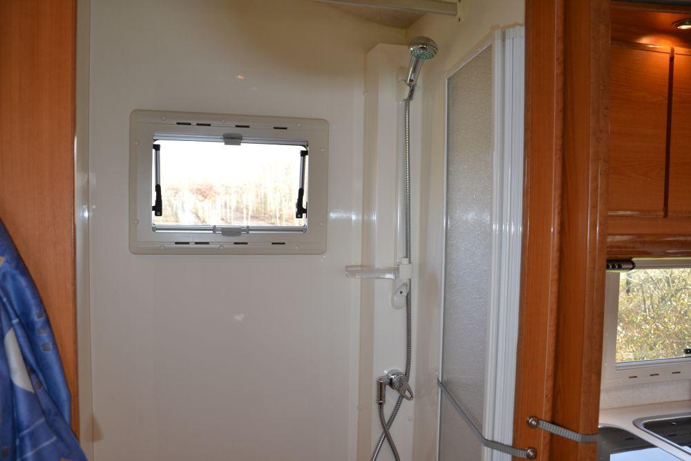 Te koop unieke KONINGS IVECO camper