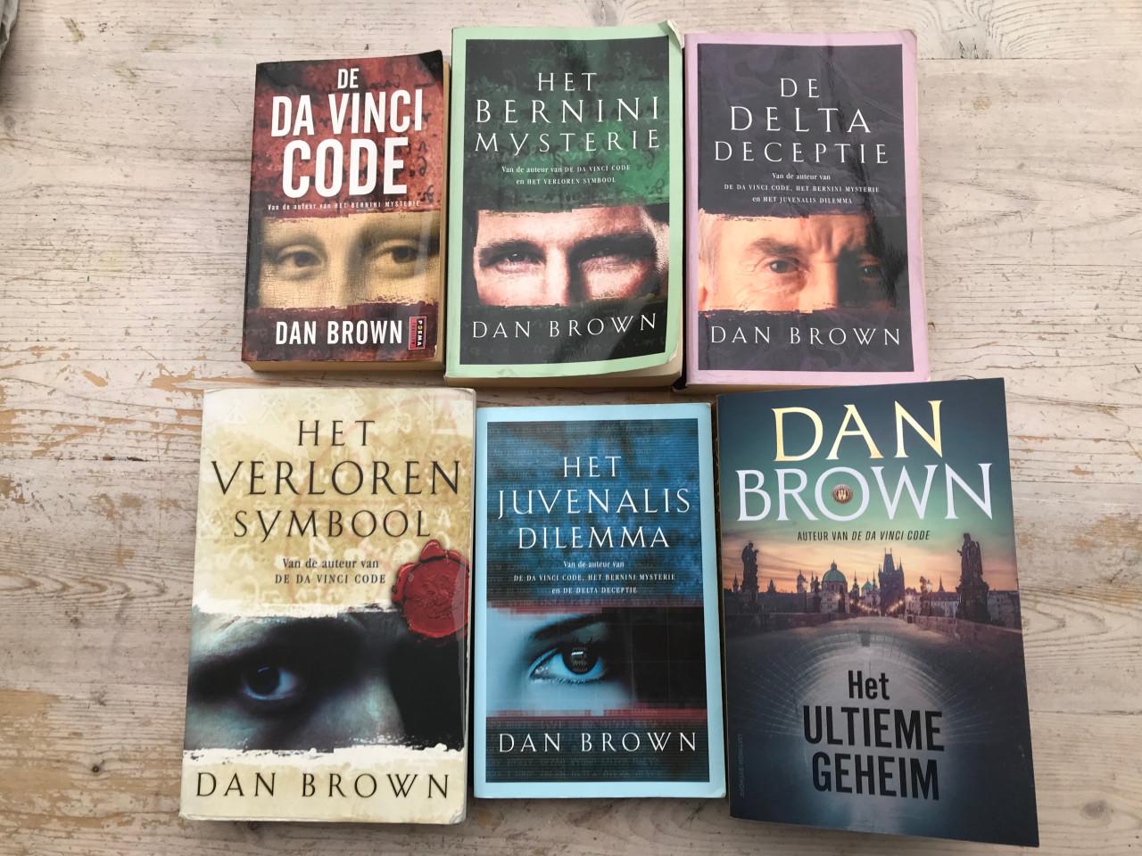 Detectives Dan Brown & Kate Mosse