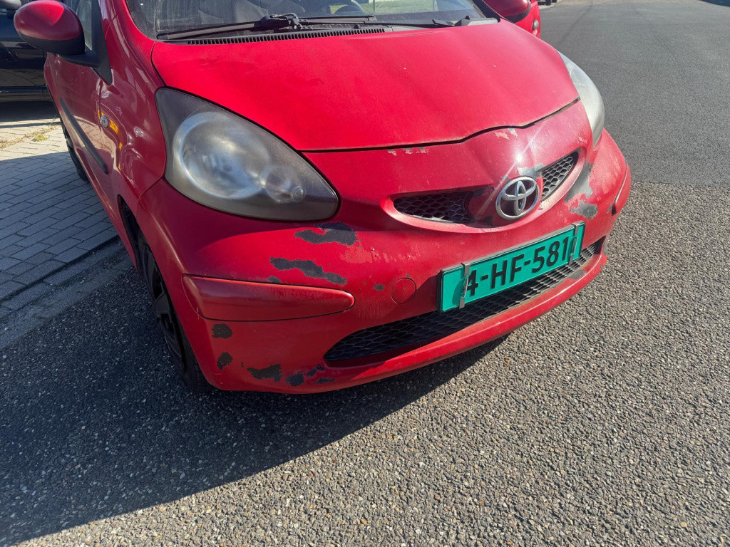 Toyota Aygo 1.0 12v vvt-i/handel/export/apk verlopen/leest tekst!