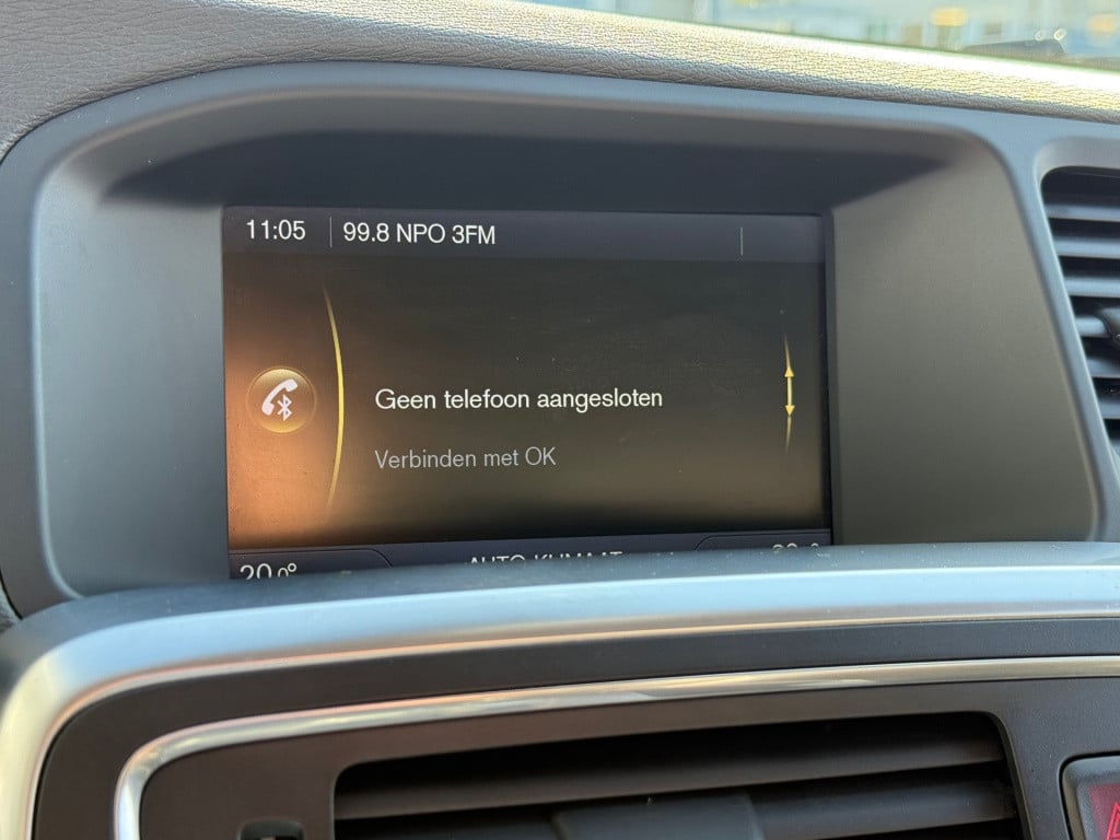 Volvo V60 1.6 t3 r-design