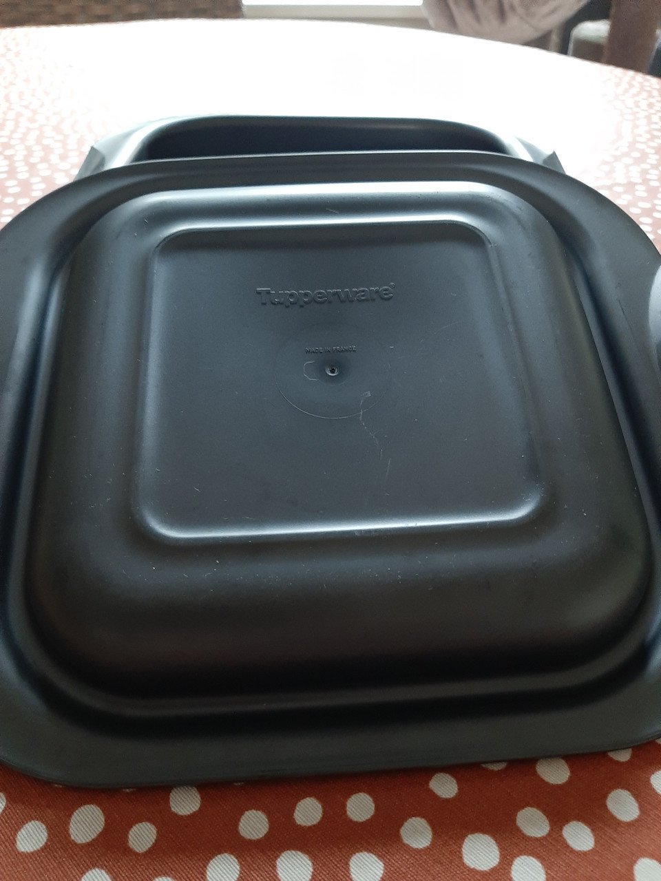 Tupperware sauskom en ovenschaal