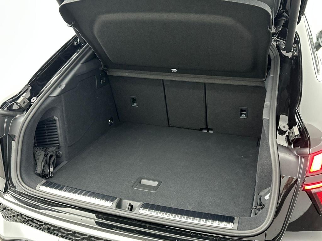 Audi Q3 sportback s edition e-hybrid 200 kw / 272 pk sportback 6 ver