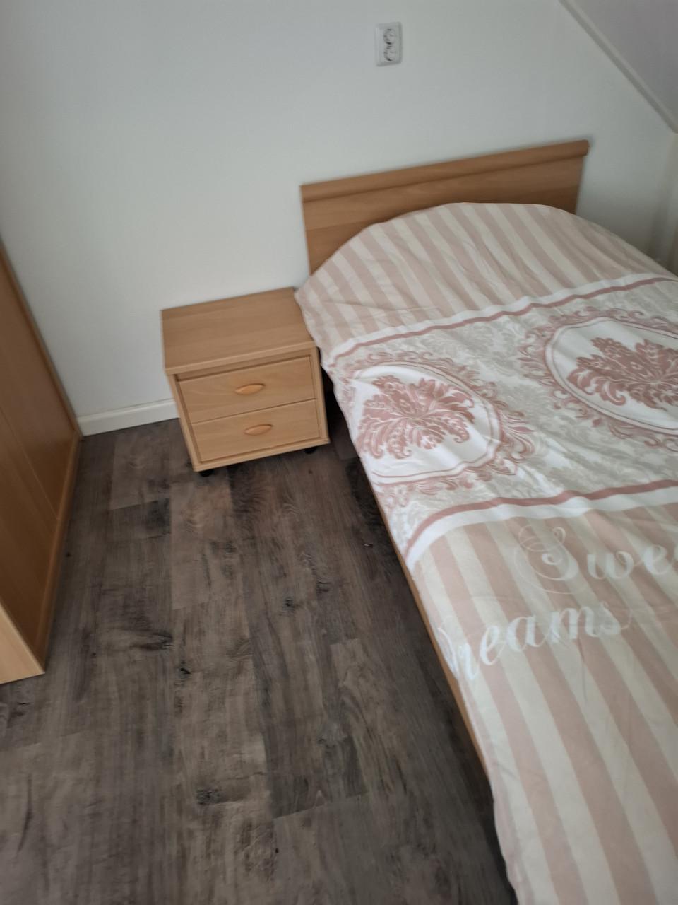 Bed, Kast, Nachtkastje.