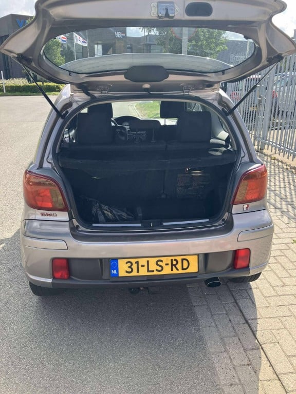 Toyota Yaris 1.5 vvt-i t sport