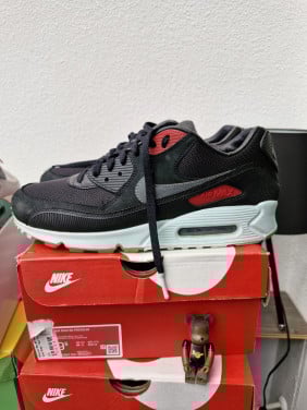 Nike Air Max 90's "Vinyl" maat 43