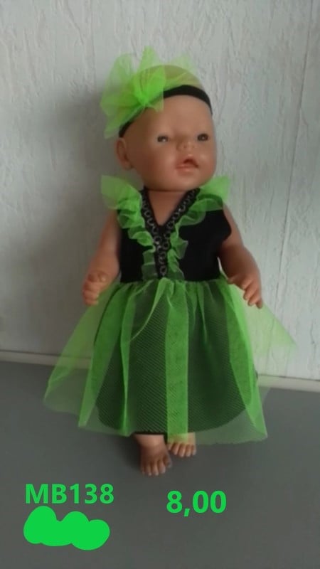 Baby born / babyborn set . Opbrengst KiKa. Poppenkleertjes.
