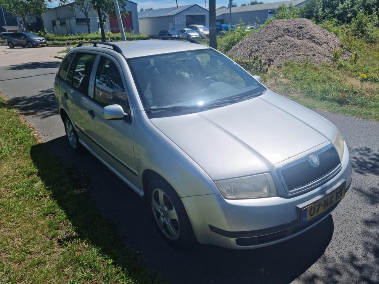 Skoda fabia 1.4 i station 1 jaar apk
