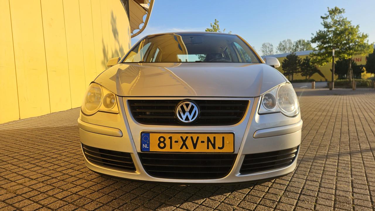 VOLKSWAGEN POLO 1.4 16V OPTIVE  / NL AUTO / NAP / DEALER ONDERHOUDEN