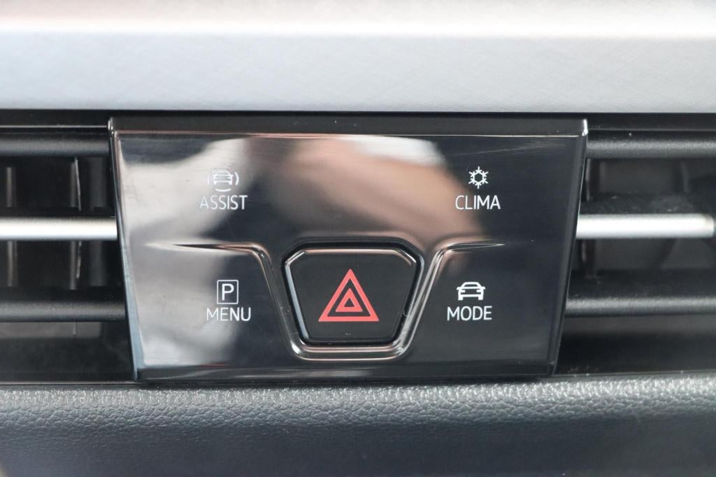 Volkswagen Golf 1.5 ehybrid life edition 204pk dsg6 | soh 100% |