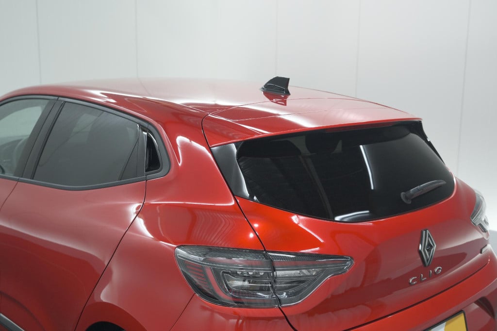 Renault Clio 1.6 e-tech full hybrid 145 techno | 360 camera | navigatie | a