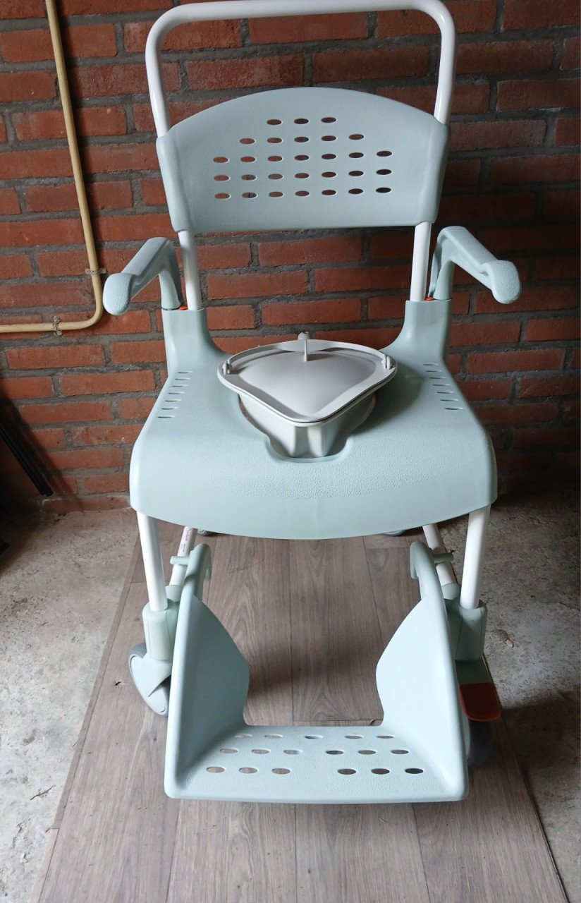 Douchestoel  en  toiletstoel  po stoel  Etac Clean