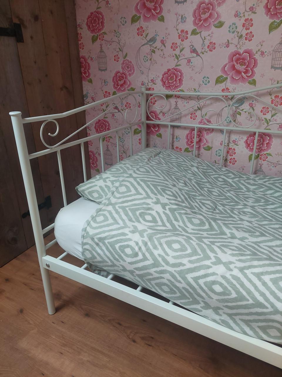 Leuk metalen bed