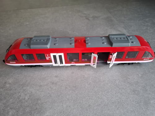 Grote bus en trein