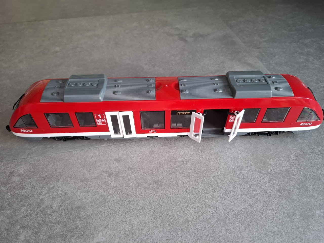 Grote bus en trein